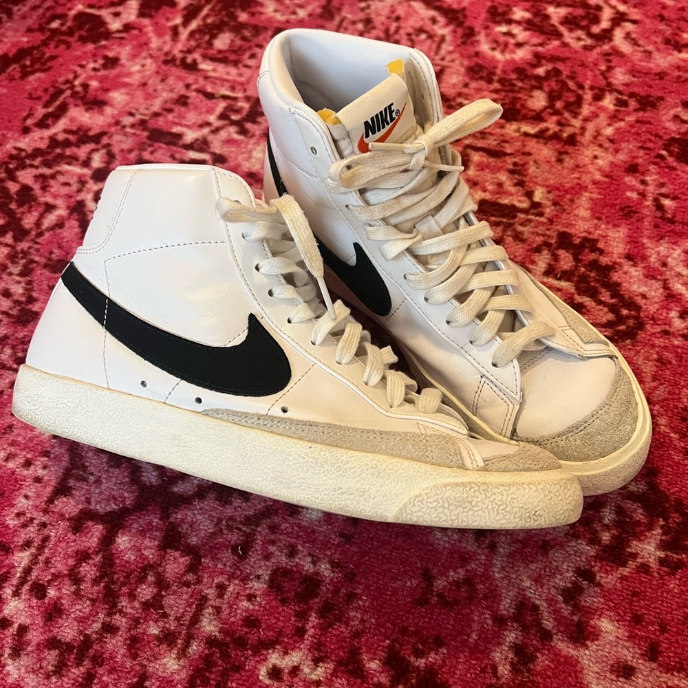 Women’s Nike Blazers Size 9